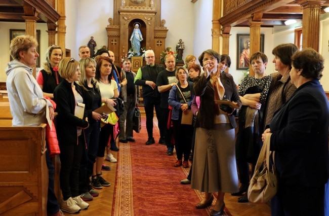 Rowerem do sióstr służek 