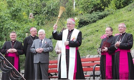 – Gdy w przyszłości przewodnicy będą mówili o Gdańsku, dodadzą pewnie, że są tu dwie słynne fontanny – na Starym Mieście i na Starych Szkotach – mówił abp Migliore