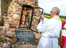 Patron został z honorami przyjęty w miejscu, z którego od teraz  będzie strzegł kamienieckich ziem 