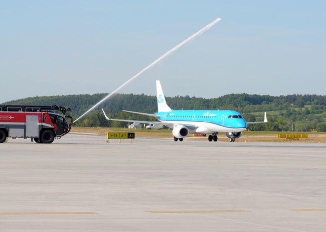 Inauguracja połączenia lotniczego Kraków-Amsterdam