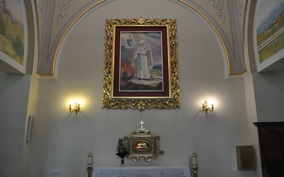 Kaplica bł. o. Papczyńskiego w Podegrodziu
