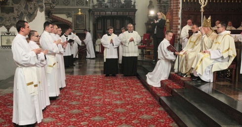 Święcenia A.D. 2015