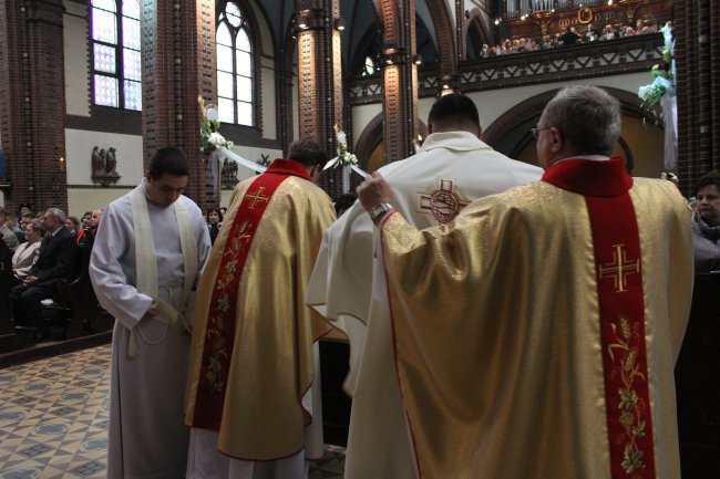 Święcenia kapłańskie w gliwickiej katedrze