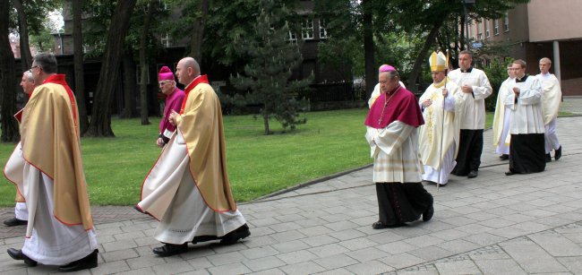 Święcenia kapłańskie w gliwickiej katedrze