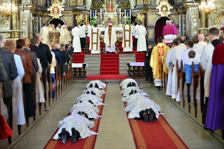 Prezbiterat – liturgia święceń