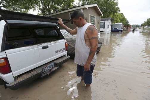 Tragiczne powodzie w USA