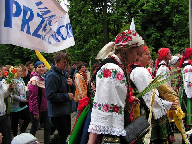 360. Łowicka Piesza Pielgrzymka na Jasną Górę, cz. III