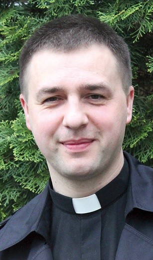  – Od ośmiu lat pracuję z młodymi ludźmi i mniej więcej orientuję się, czego potrzebują. Wcale nie są to masowe akcje, ale wyjście do nich i zaproponowanie im konkretnej formacji, a potem wierność i regularność spotkań