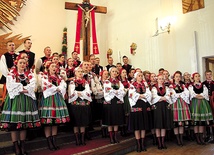  Zespół „Boczki Chełmońskie” zapewnił również oprawę muzyczną Mszy św.