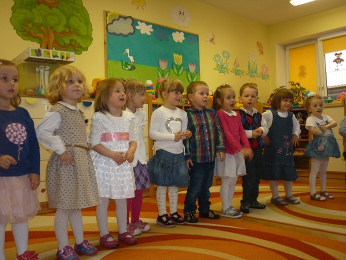 Dzień Matki w diecezjalnym przedszkolu w Sochaczewie