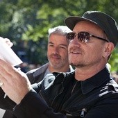 Bono zainspirowany papieżem Franciszkiem