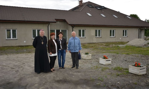 Bp Adam Wodarczyk na budowie