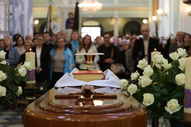 Ostatnie pożegnanie ks. Piotra Kocura w Cieszynie