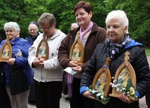 Ewangelizują pobożność ludową