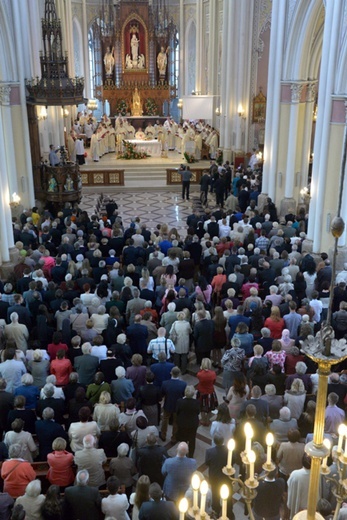 Święcenia prezbiteratu w radomskiej katedrze