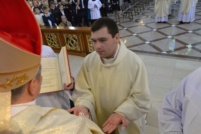 Święcenia prezbiteratu w radomskiej katedrze