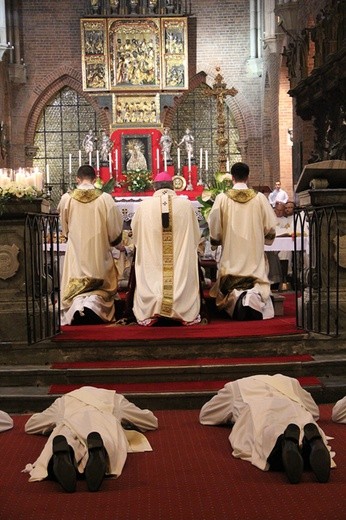 Święcenia prezbiteratu. Służyć jak Jan Paweł II