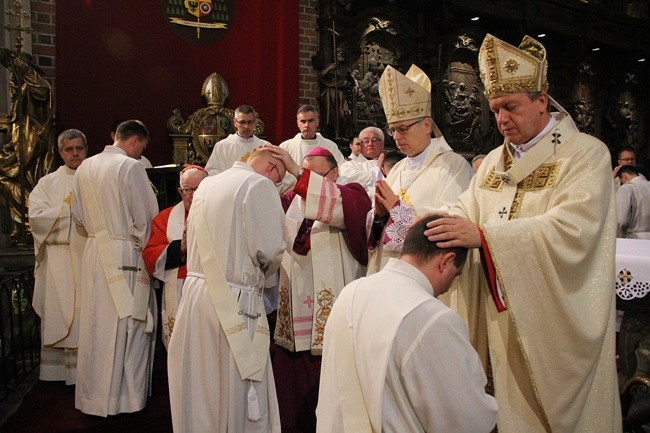 Święcenia prezbiteratu. Służyć jak Jan Paweł II