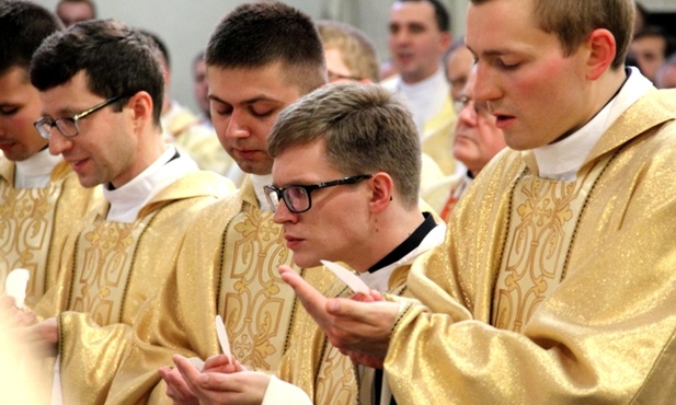 Służcie Słowu i Eucharystii