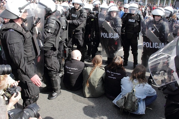 "Marsz równości" i manifestacja narodowców