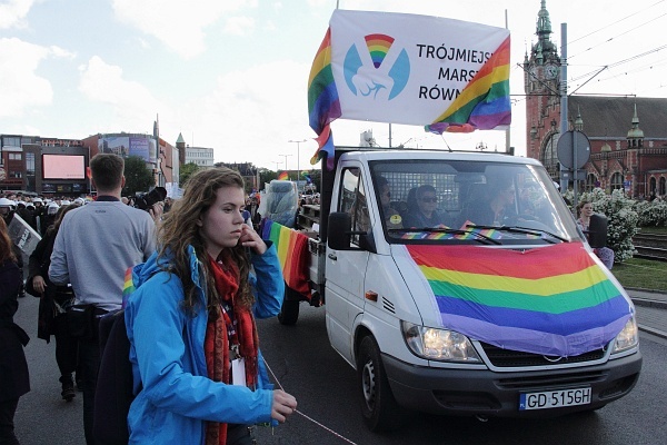 "Marsz równości" i manifestacja narodowców