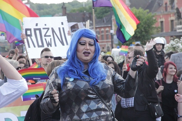 "Marsz równości" i manifestacja narodowców