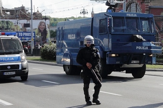 "Marsz równości" i manifestacja narodowców