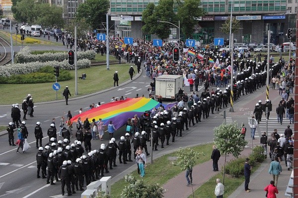 "Marsz równości" i manifestacja narodowców