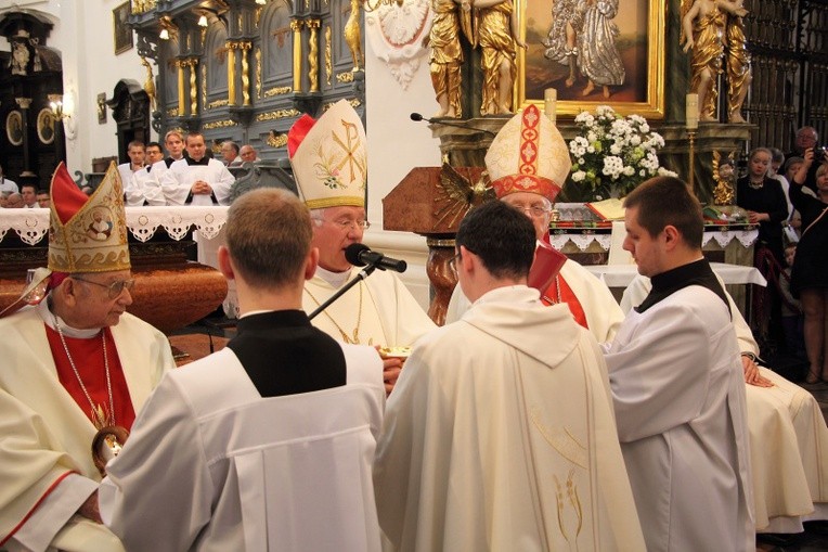 Święcenia kapłańskie w Łowiczu