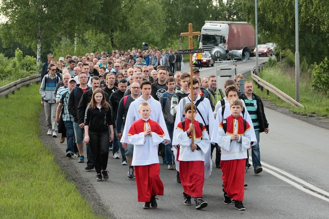 Męska pielgrzymka do MB Piekarskiej - cz. 3