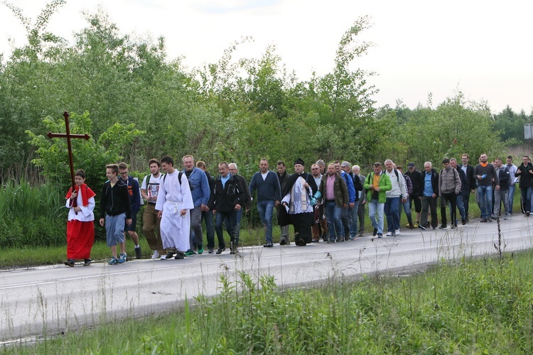 Męska pielgrzymka do MB Piekarskiej - cz. 3