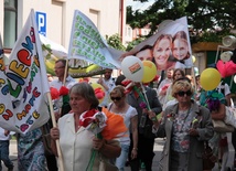 Około 600 osób przeszło ulicami Rawy w Marszu dla Życia i Rodziny