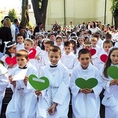  Pierwszokomunijne dzieci zawierzyły siebie Janowskiej Pani