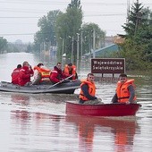 Powódź dotknęła tysiące ludzi w okolicach Sandomierza