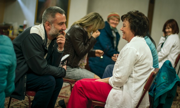 Podczas 15 spotkań uczestnicy uczyli się, jak zmienić myśli negatywne na pozytywne 