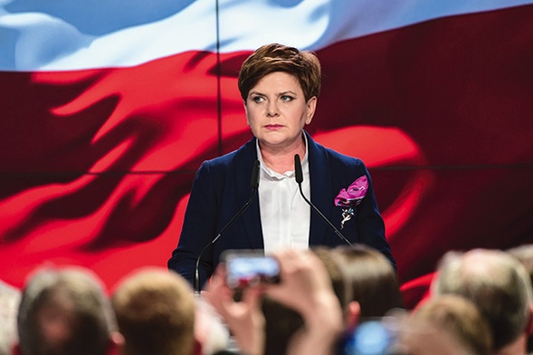 Beata Szydło jest wiceprezesem PiS. Mówi się, że skupia wokół siebie szeregowych posłów o rozlicznych talentach, niekoniecznie przebijających się do mediów