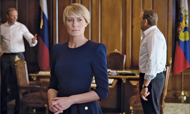W serialu „House of cards” problem gejowski stał się wątkiem pierwszoplanowym i nabrał wagi państwowej, kiedy żona prezydenta (na zdjęciu) – zabiega o uwolnienie Amerykanina, który w Moskwie walczy o prawa gejów 