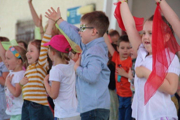 Piknik rodzinny na łowickich Błoniach