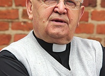 Ks. Janusz Włodarczyk w tym roku obchodzi 50-lecie kapłaństwa i 20-lecie pracy w Kozłowie Biskupim