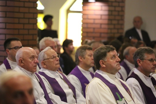 Pogrzeb śp. ks. kan. Piotra Kocura w Skoczowie