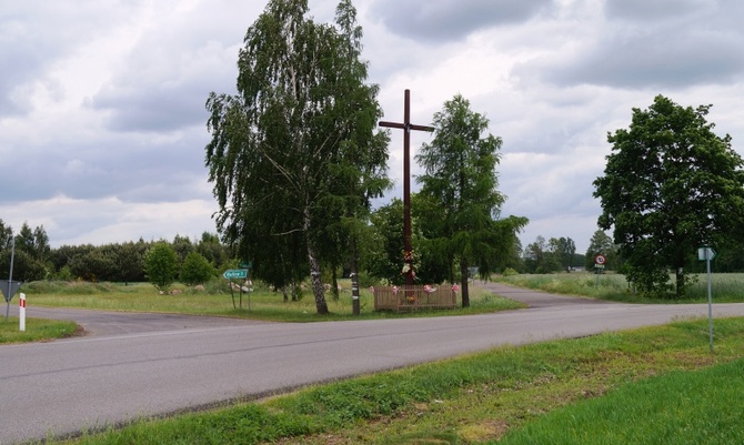 Przydrożne krzyże i figury Chrystusa