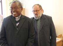 Biskup z Tanzanii gościem Gościa i Radia eM