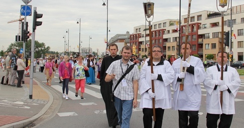 W związku z Dniem Dziękczynienia częściwo zamknięta będzie dla ruchu Al. Rzeczpospolitej