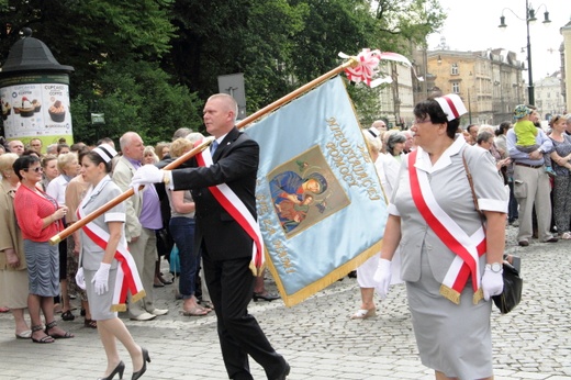 Boże Ciało w Krakowie - procesja z Wawelu na Rynek Główny - cz. 1