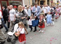 Boże Ciało w Krakowie - procesja z Wawelu na Rynek Główny - cz. 1