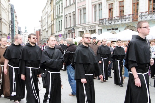 Boże Ciało w Krakowie - procesja z Wawelu na Rynek Główny - cz. 2