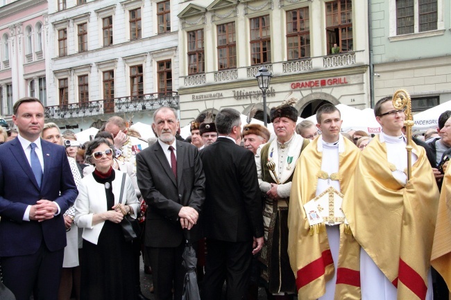 Boże Ciało w Krakowie - procesja z Wawelu na Rynek Główny - cz. 2