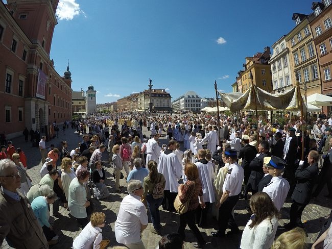 Tłumy szły za Chrystusem