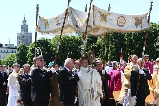 Tłumy szły za Chrystusem