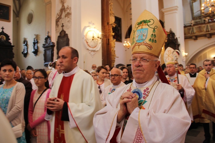 Boże Ciało w Łowiczu - Eucharystia